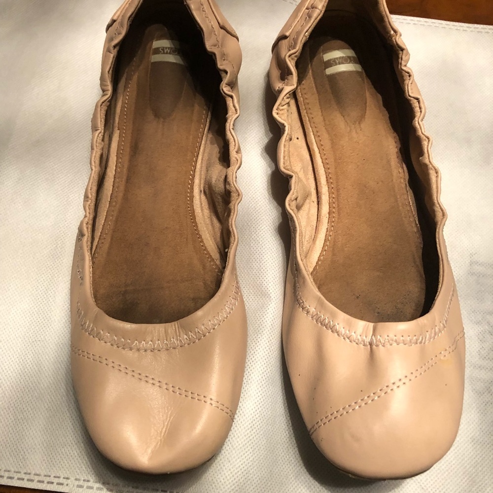 Toms leather ballet flats slipper size 8